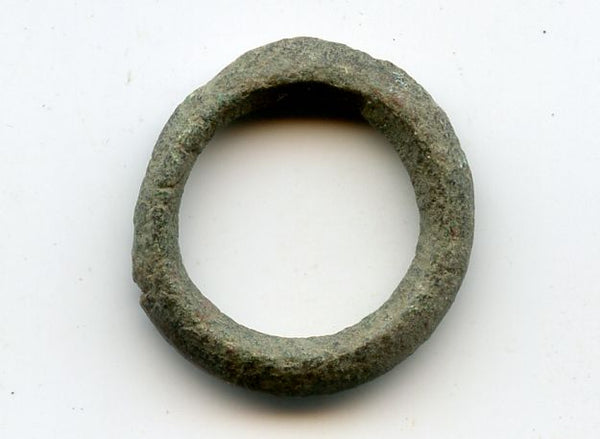 Ancient Celtic bronze ring money AE19, Central Europe, ca.800-500 BC