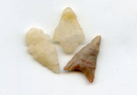 Lot of 3 various stone arrowheads, North Africa, Neolithic period, c.5000-3000 BC