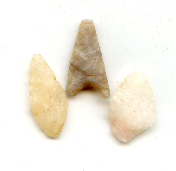 Lot of 3 various stone arrowheads, North Africa, Neolithic period, c.5000-3000 BC