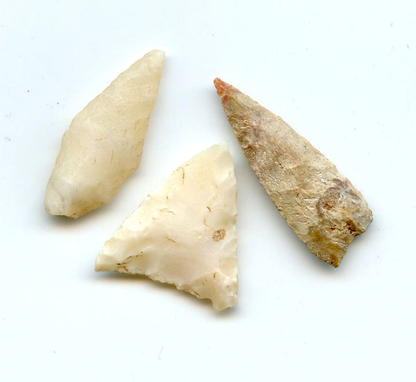 Lot of 3 various stone arrowheads, North Africa, Neolithic period, c.5000-3000 BC